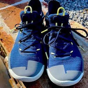 Under Armour Stephen Curry HOVR